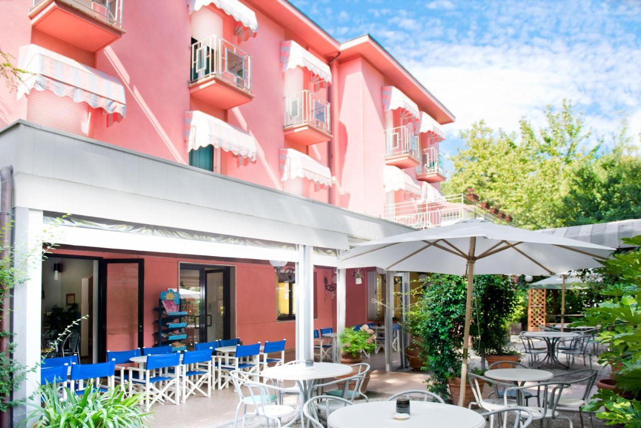 Hotel Villa Rosa Cesena Bagian luar foto