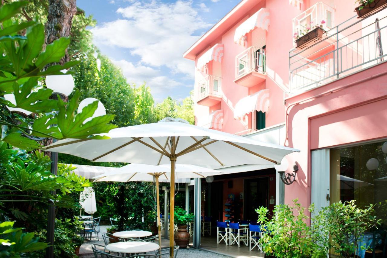 Hotel Villa Rosa Cesena Bagian luar foto
