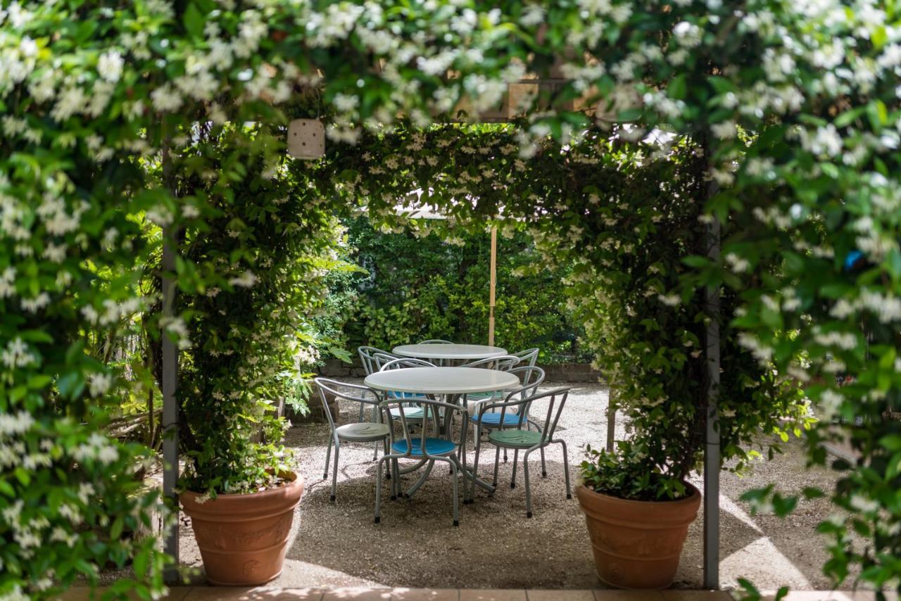Hotel Villa Rosa Cesena Bagian luar foto